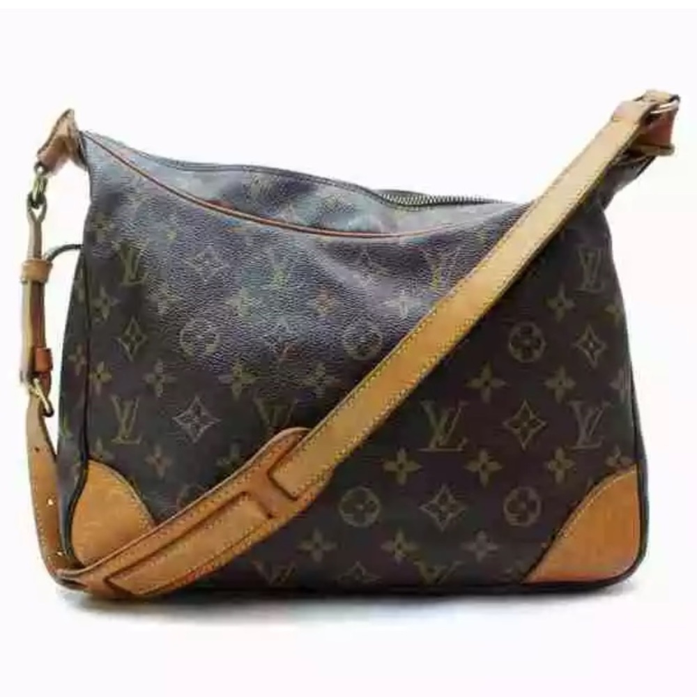💯% Authentic Louis Vuitton Boulogne 30